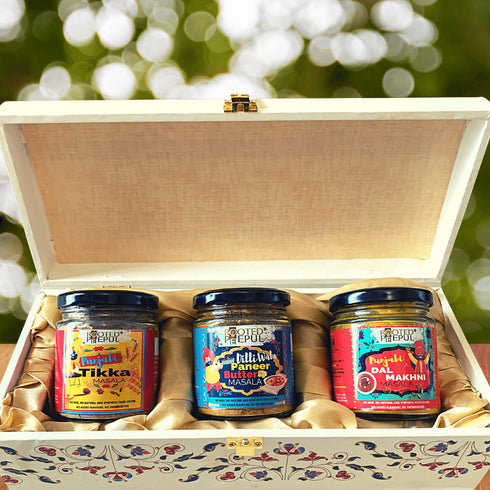 Rooted Peepul Gift Box Punjabi Tikka Masala | Punjabi Dal Makhani Masala & Diliwala Paneer Butter Masala